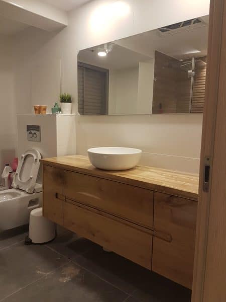 ארון אמבטיה דגם אלון מעץ טבעי
